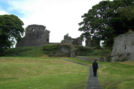 Photo of ruins in Ireland