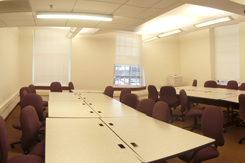 Photo of meeting room/classroom at Federal Building
