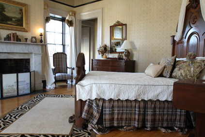 Bedroom at Nesmith House